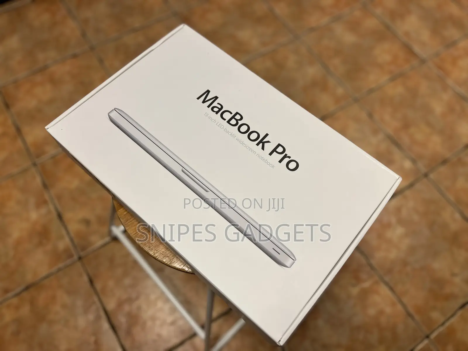 Macbook Pro Late 2008 Empty Box Only