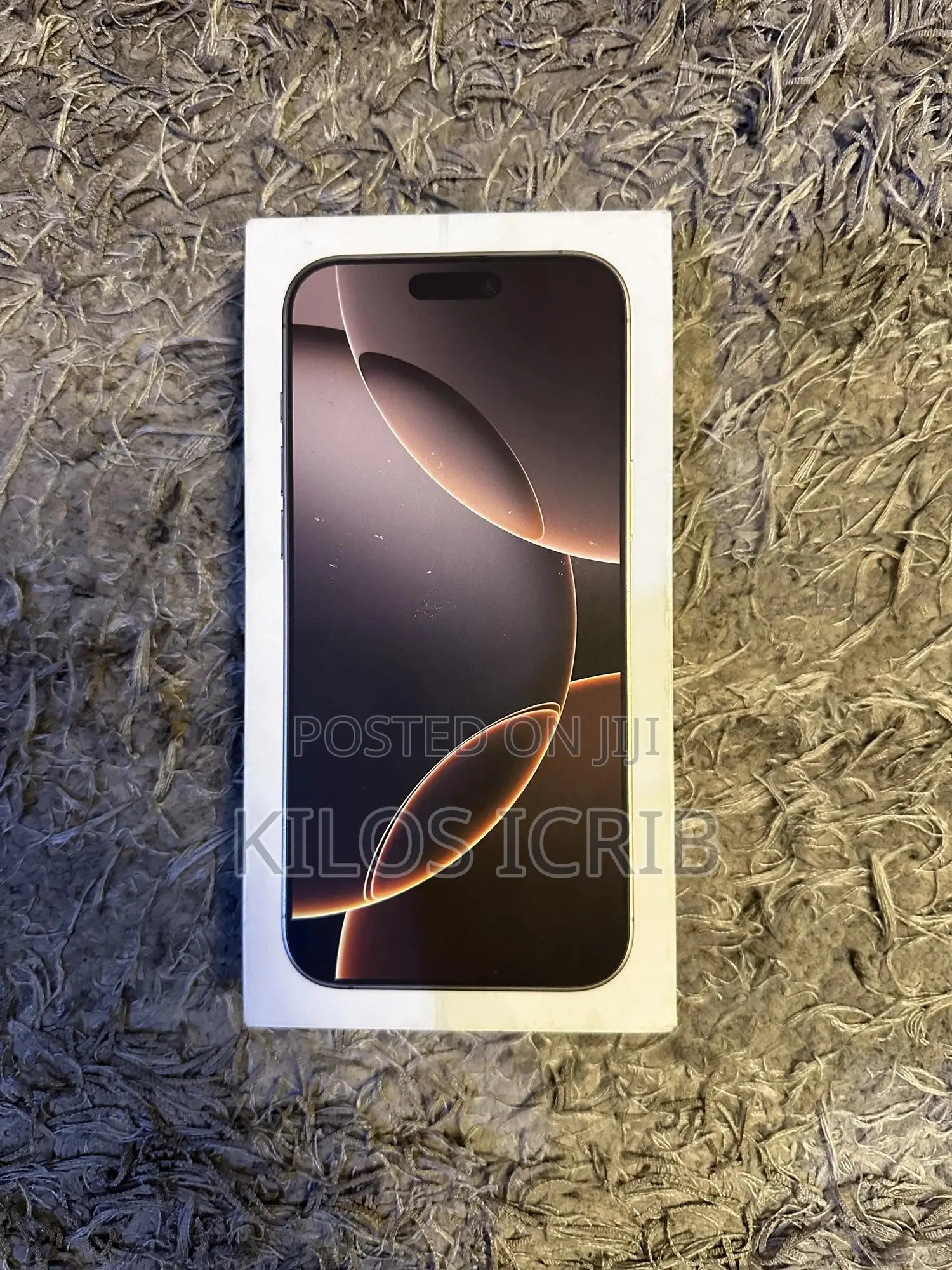 New Apple iPhone 16 Pro Max 256 GB Gold