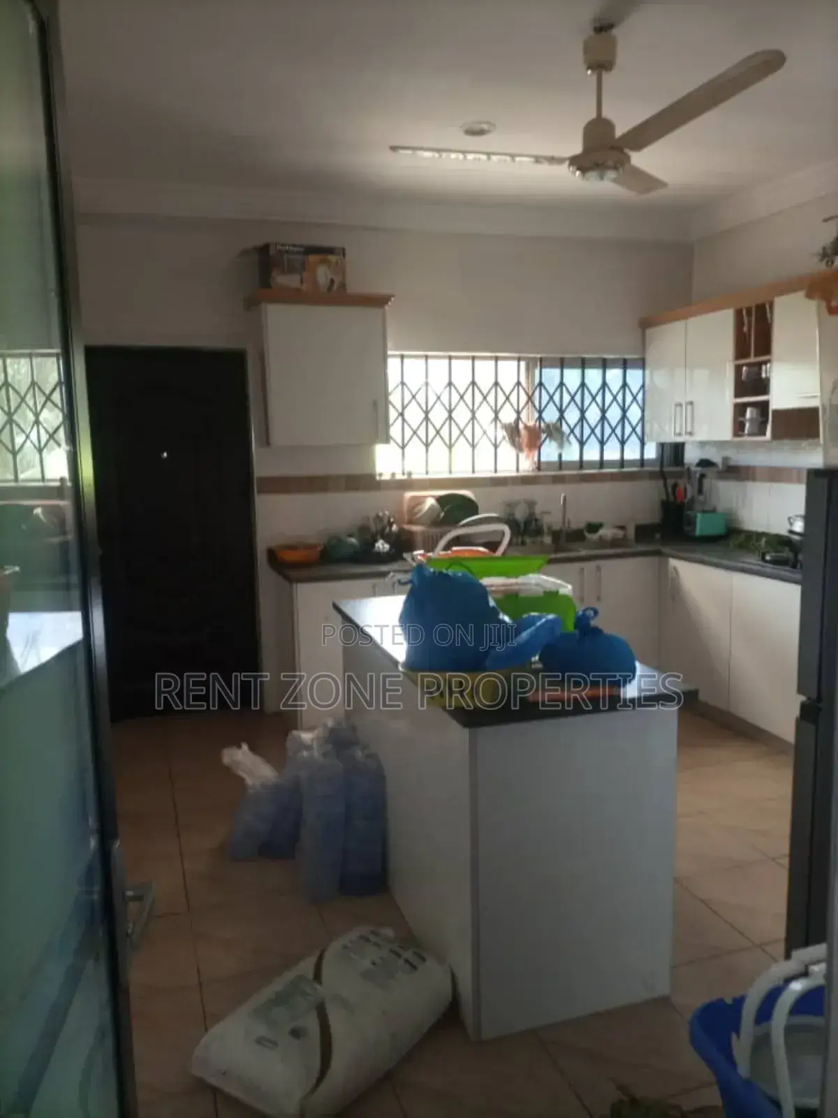4bdrm Apartment in Rent Zone Properties, Tantra Hills for rent