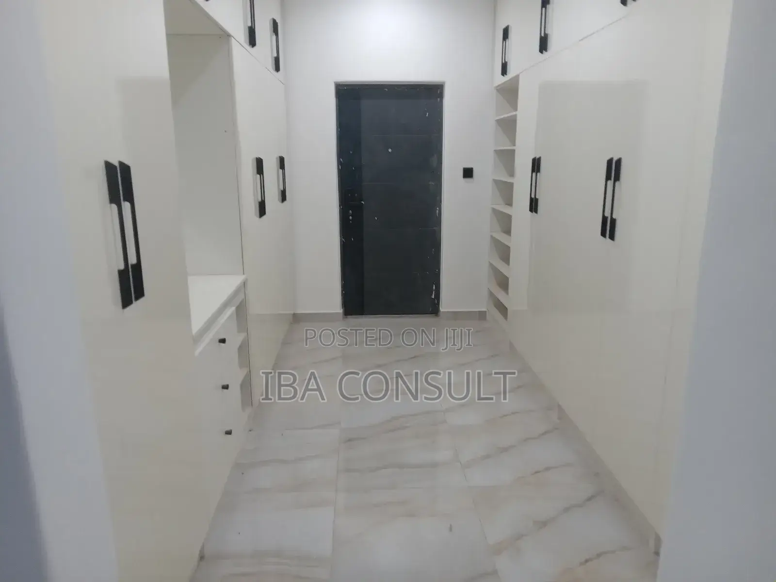 4 Bedrooms House for Sale at Pantang Oyarifa Road.