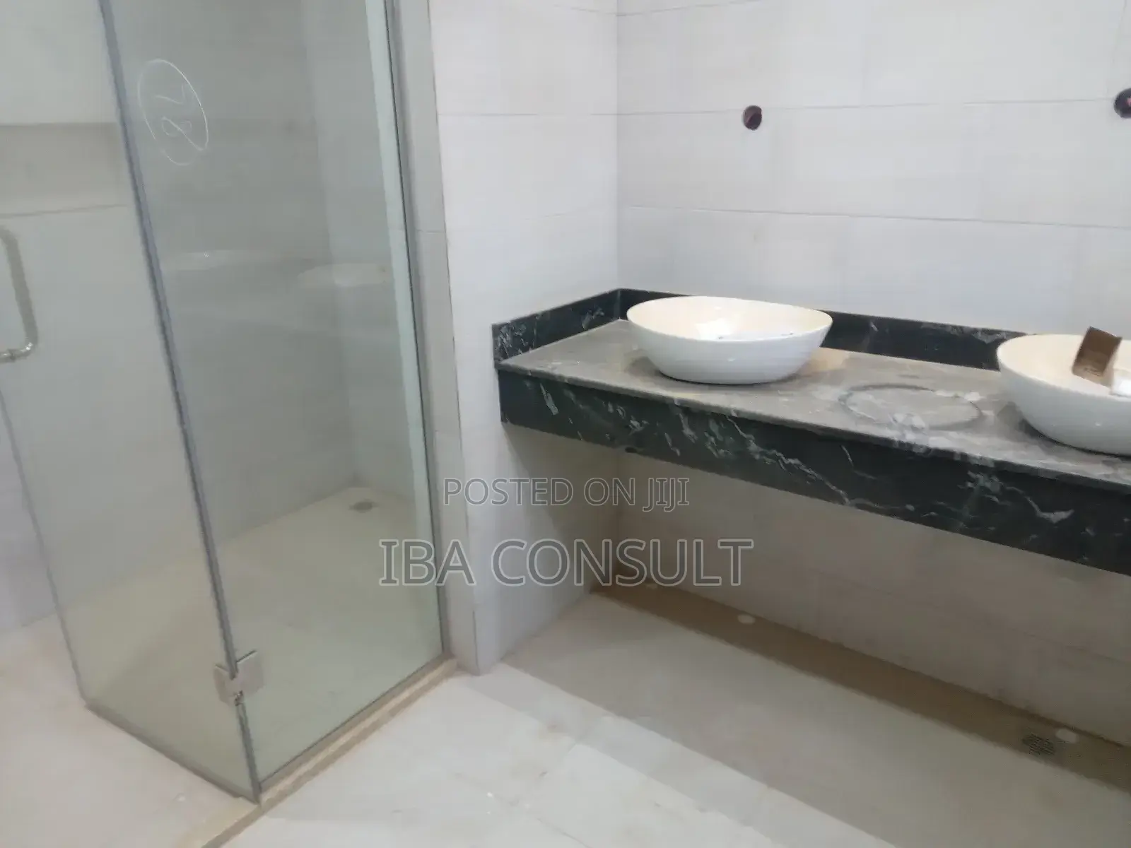 4 Bedrooms House for Sale at Pantang Oyarifa Road.