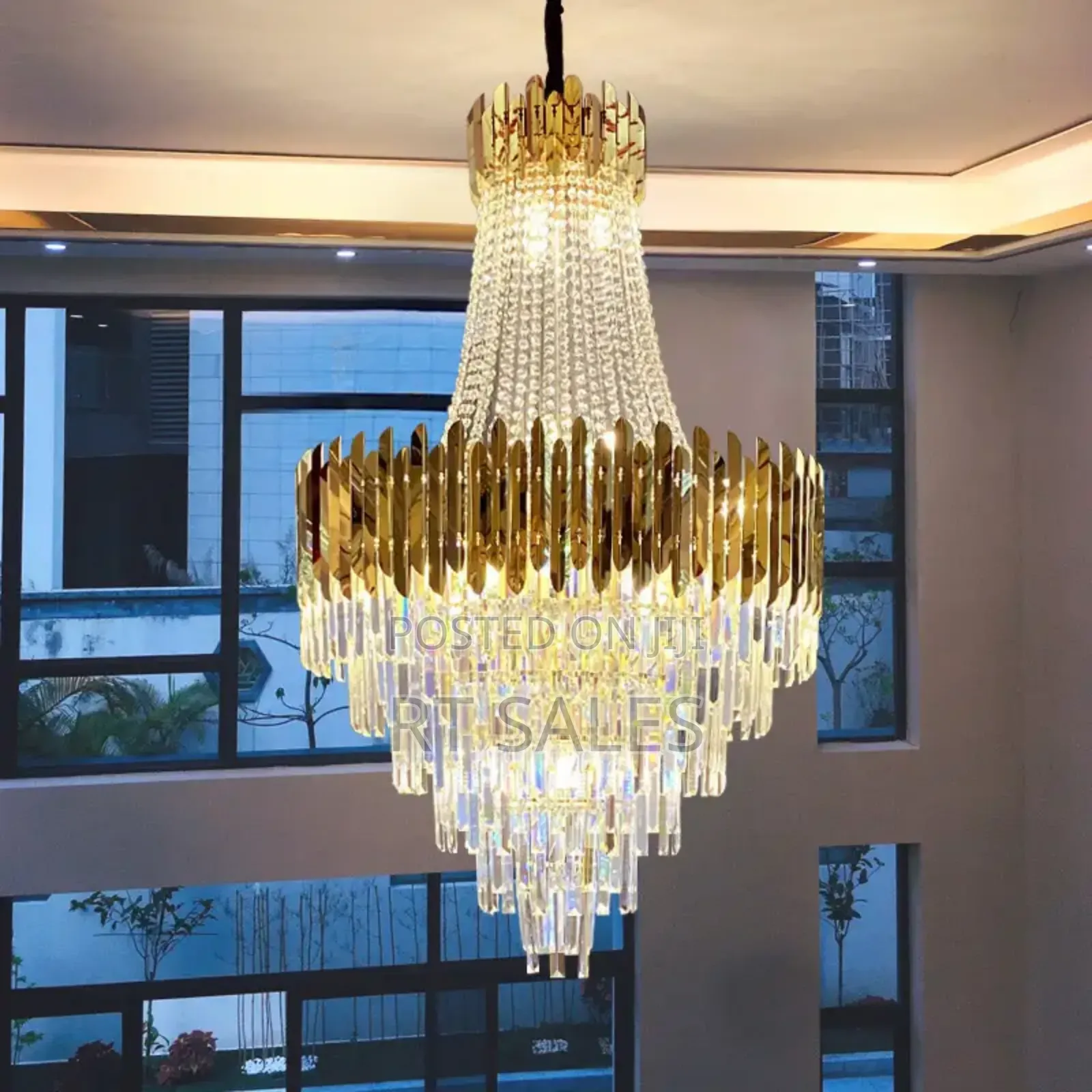 Size 800 Chandelier Light. in Accra Metropolitan - Lighting, Rt Sales ...