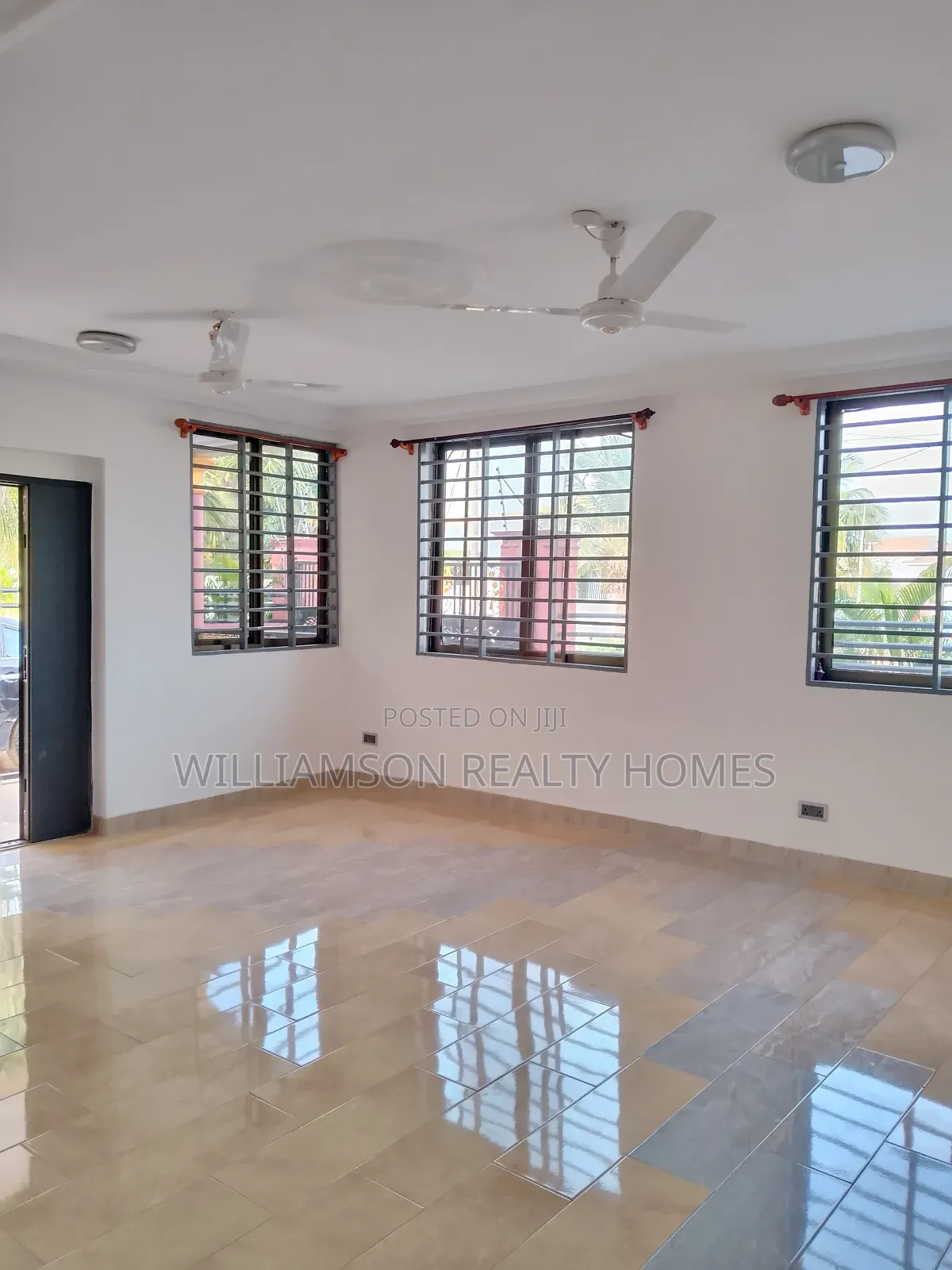 2bdrm Apartment in Community 18 Area, Spintex for rent