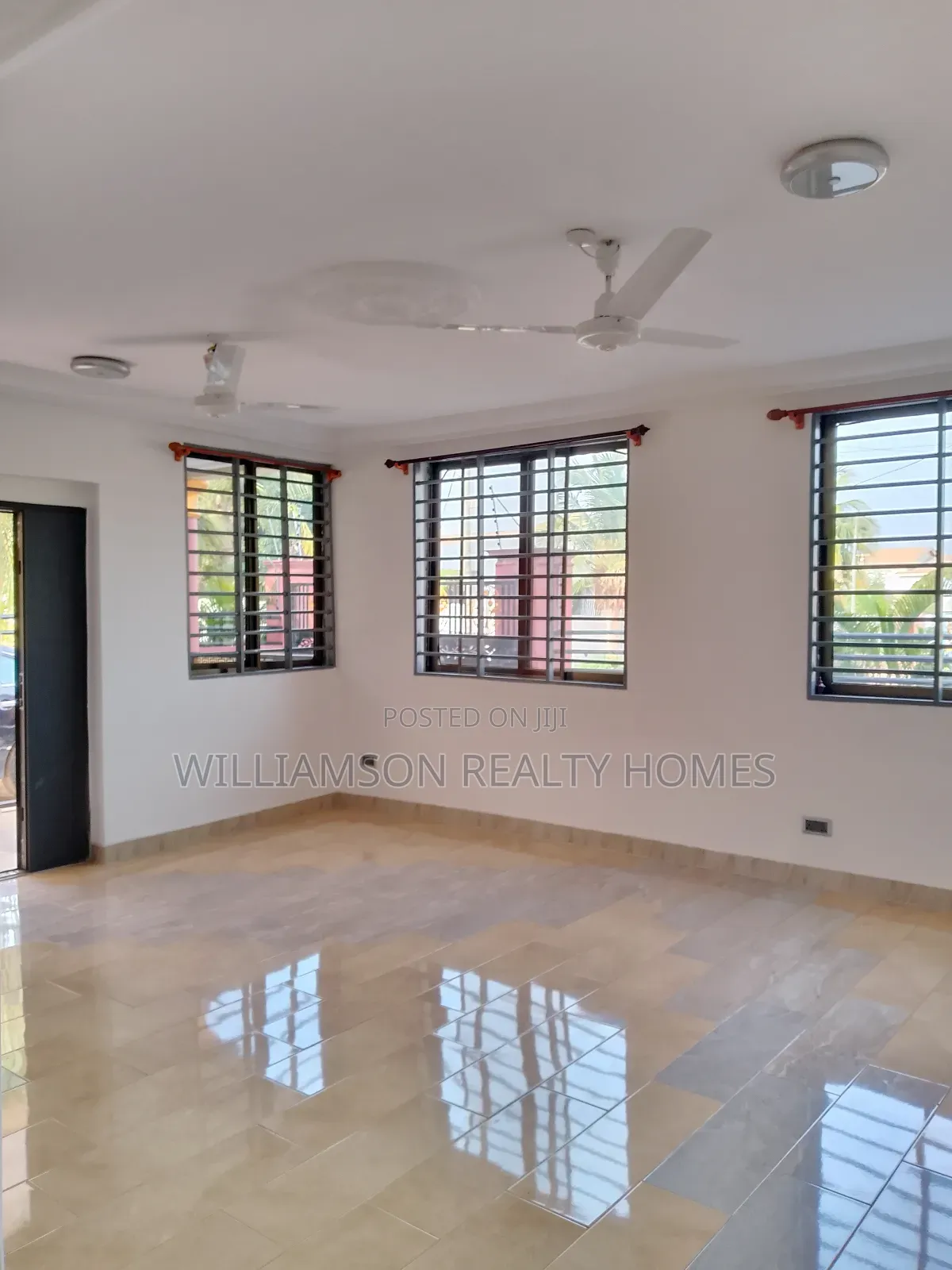 2bdrm Apartment in Community 18 Area, Spintex for rent