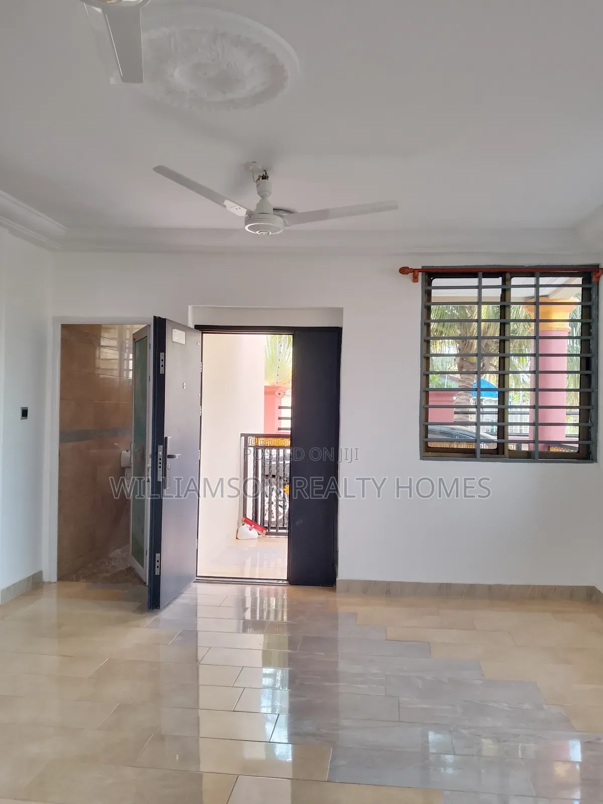 2bdrm Apartment in Community 18 Area, Spintex for rent