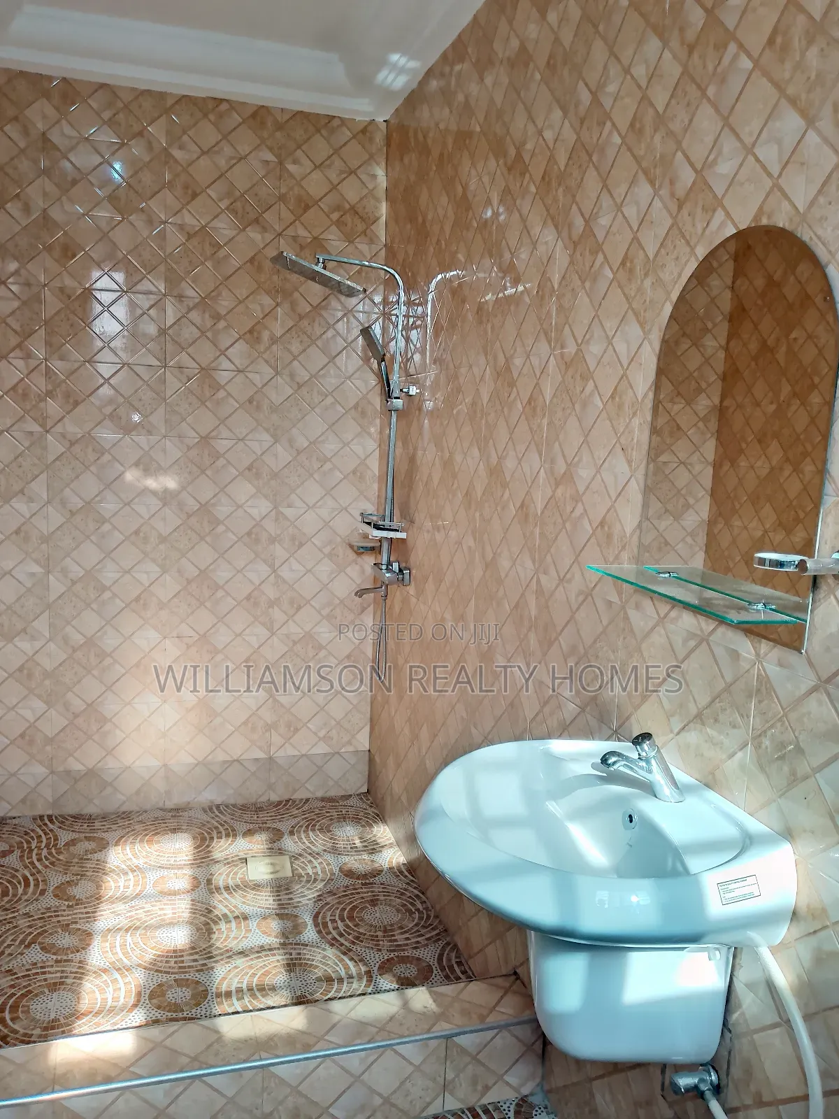 2bdrm Apartment in Community 18 Area, Spintex for rent