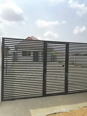 3bdrm House in Amasaman for sale