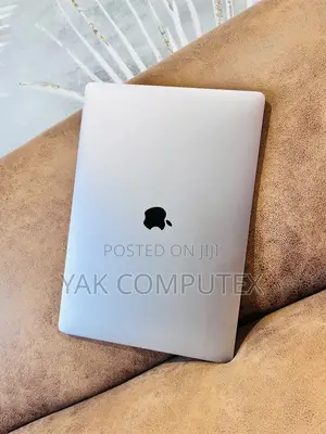 Laptop Apple MacBook Pro 2018 32GB Intel Core I7 SSD 512GB