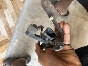 Land Rover Range Rover Sport 2015 Height Sensor