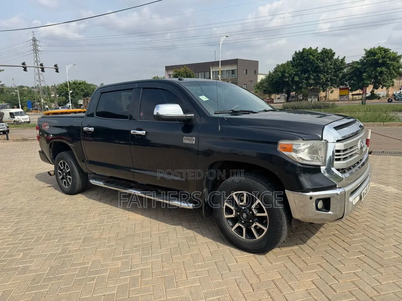 Toyota Tundra 1794 4dr CrewMax 4WD SB (5.7L 8cyl 6A) 2015 Black