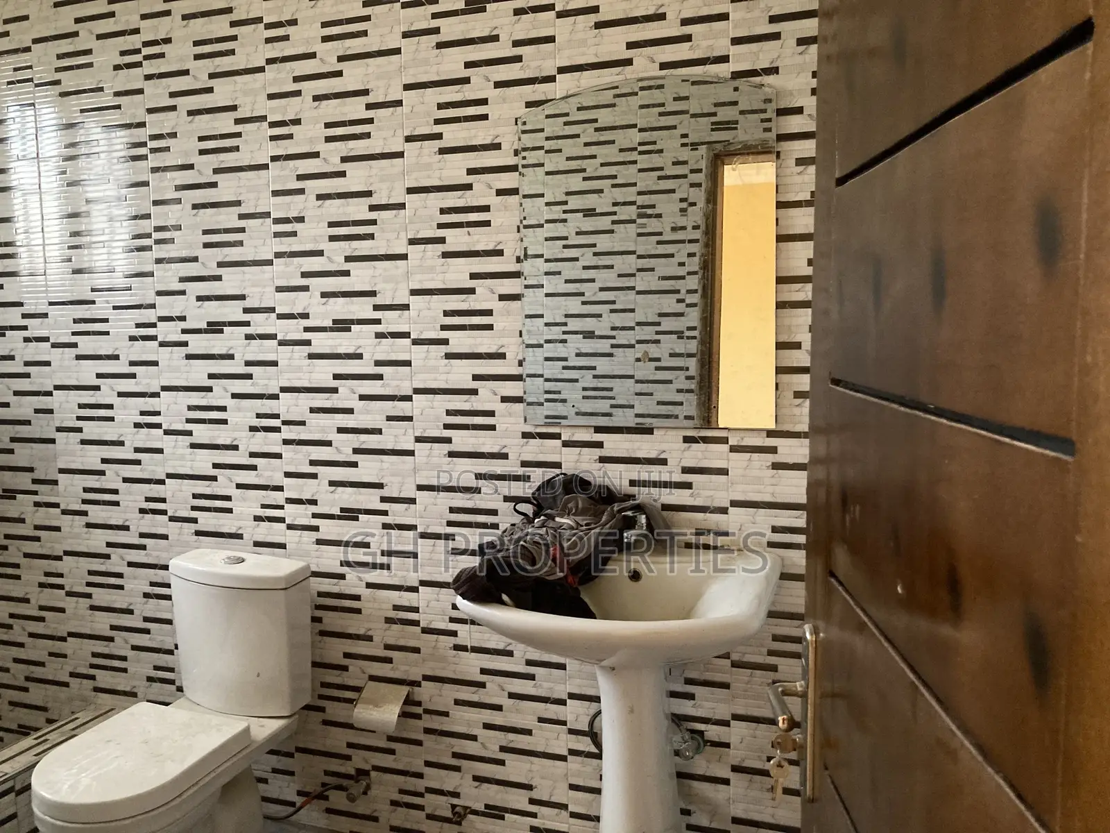 3bdrm Apartment in Sokoban Wood Village, Kumasi Metropolitan for rent