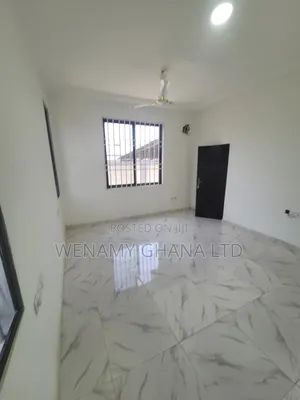 2bdrm Apartment in Communiy 25, Tema Metropolitan for rent
