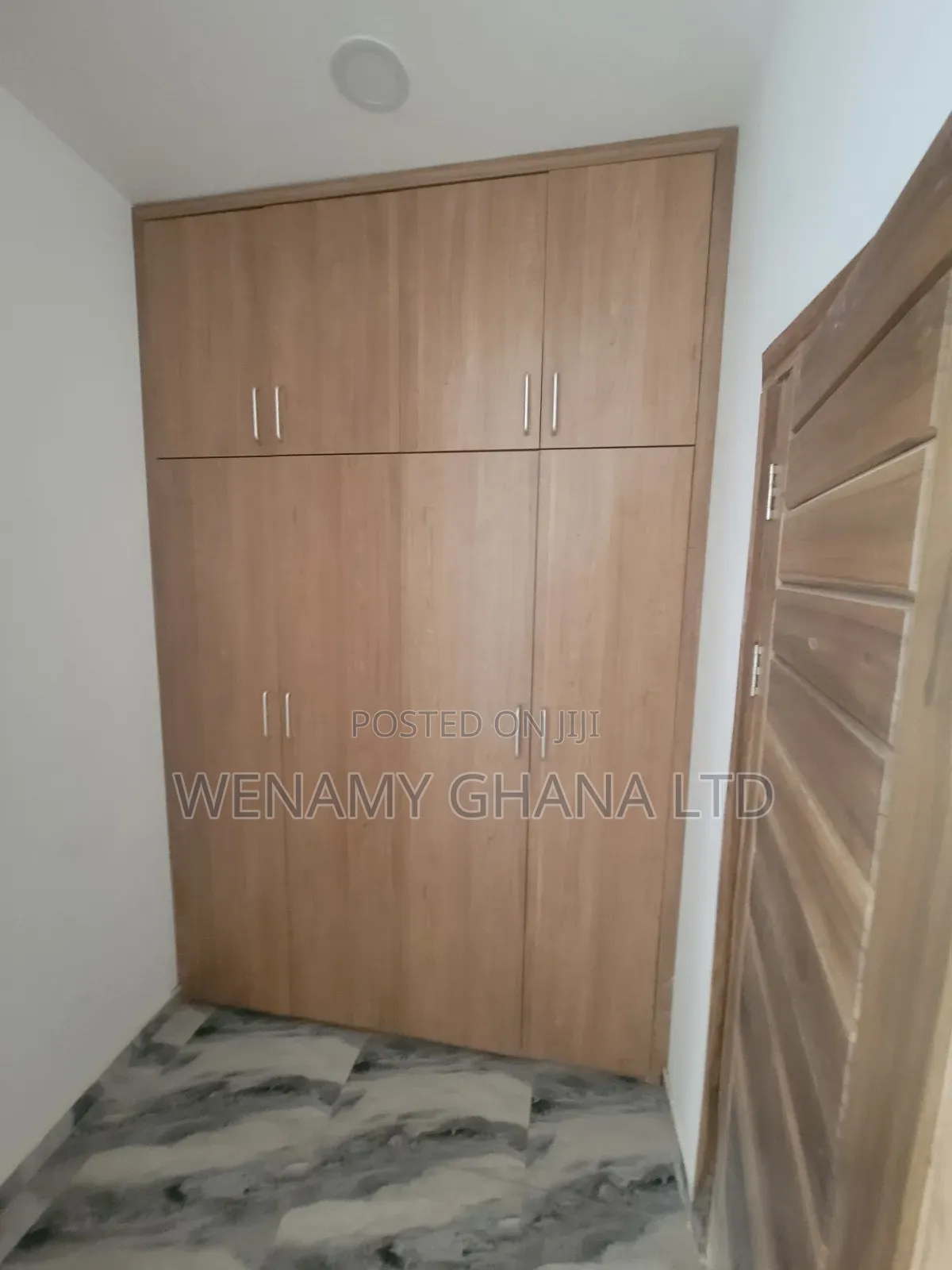 2bdrm Townhouse/Terrace in Community 25, Tema Metropolitan for sale