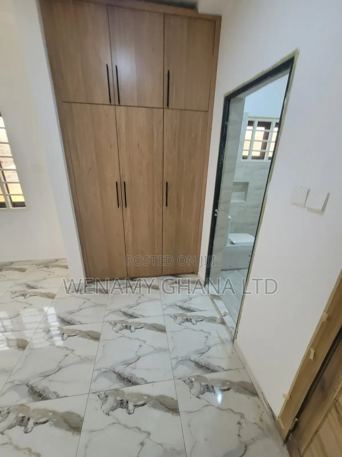 2bdrm Townhouse/Terrace in Community 25, Tema Metropolitan for sale