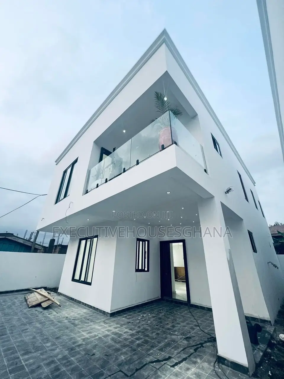 3bdrm House in East Legon for rent