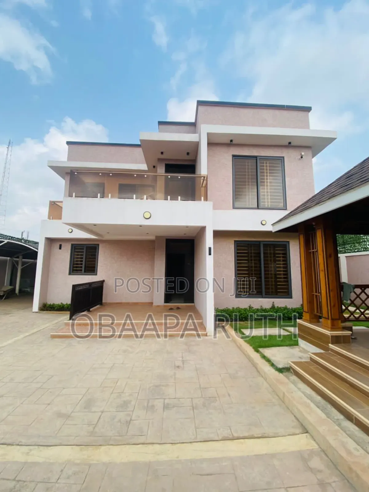 4bdrm House in Anc, East Legon for sale