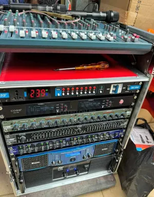 Jac Full Set of Line Array Speakers and Bass Speakers Setup