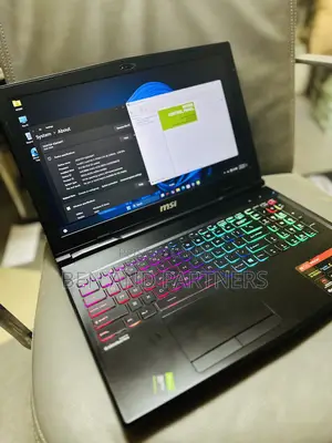 Laptop MSI GL63 8RC 16GB Intel Core i7 HDD+SSD 128GB