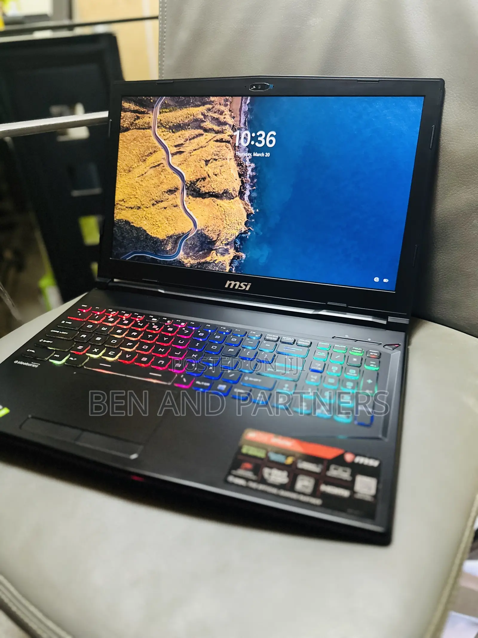 Laptop MSI GL63 8RC 16GB Intel Core i7 HDD+SSD 128GB