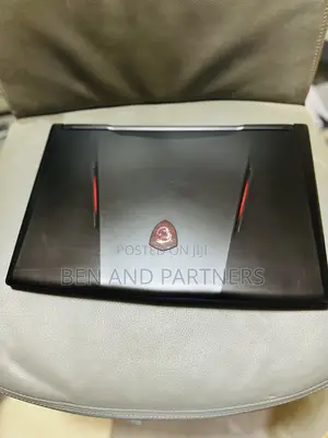 Laptop MSI GL63 8RC 16GB Intel Core i7 HDD+SSD 128GB