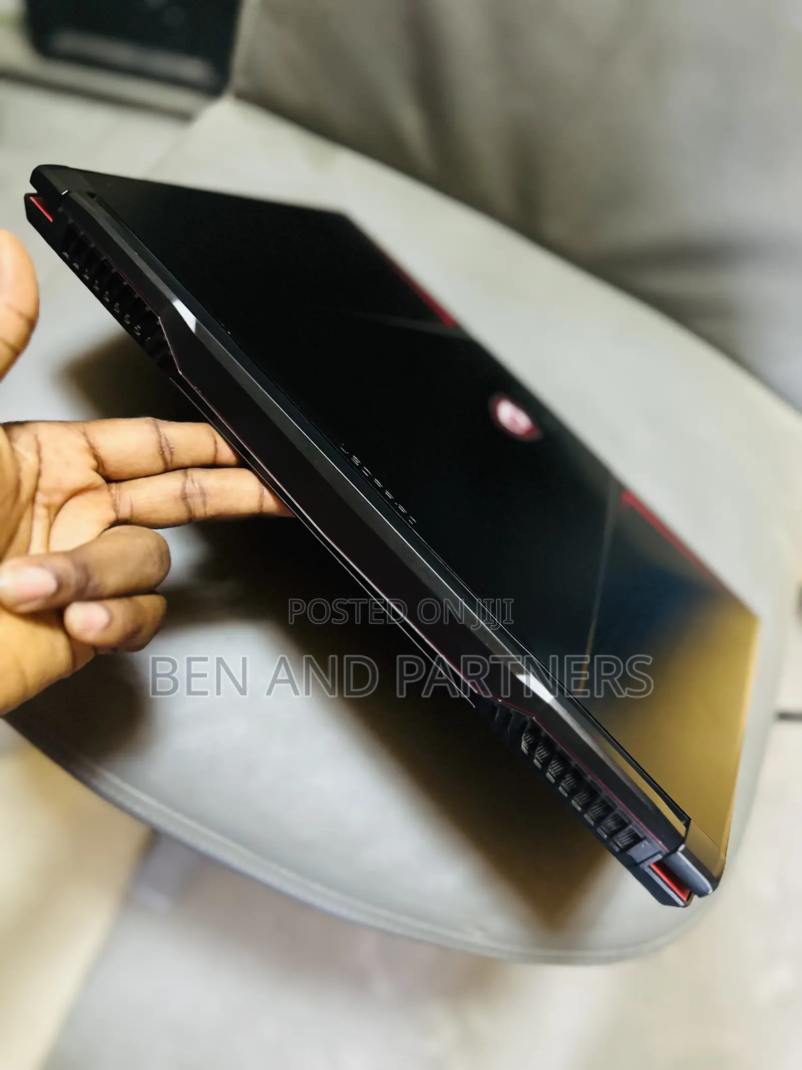Laptop MSI GP63 Leopard 8RE 16GB Intel Core i7 HDD+SSD 128GB
