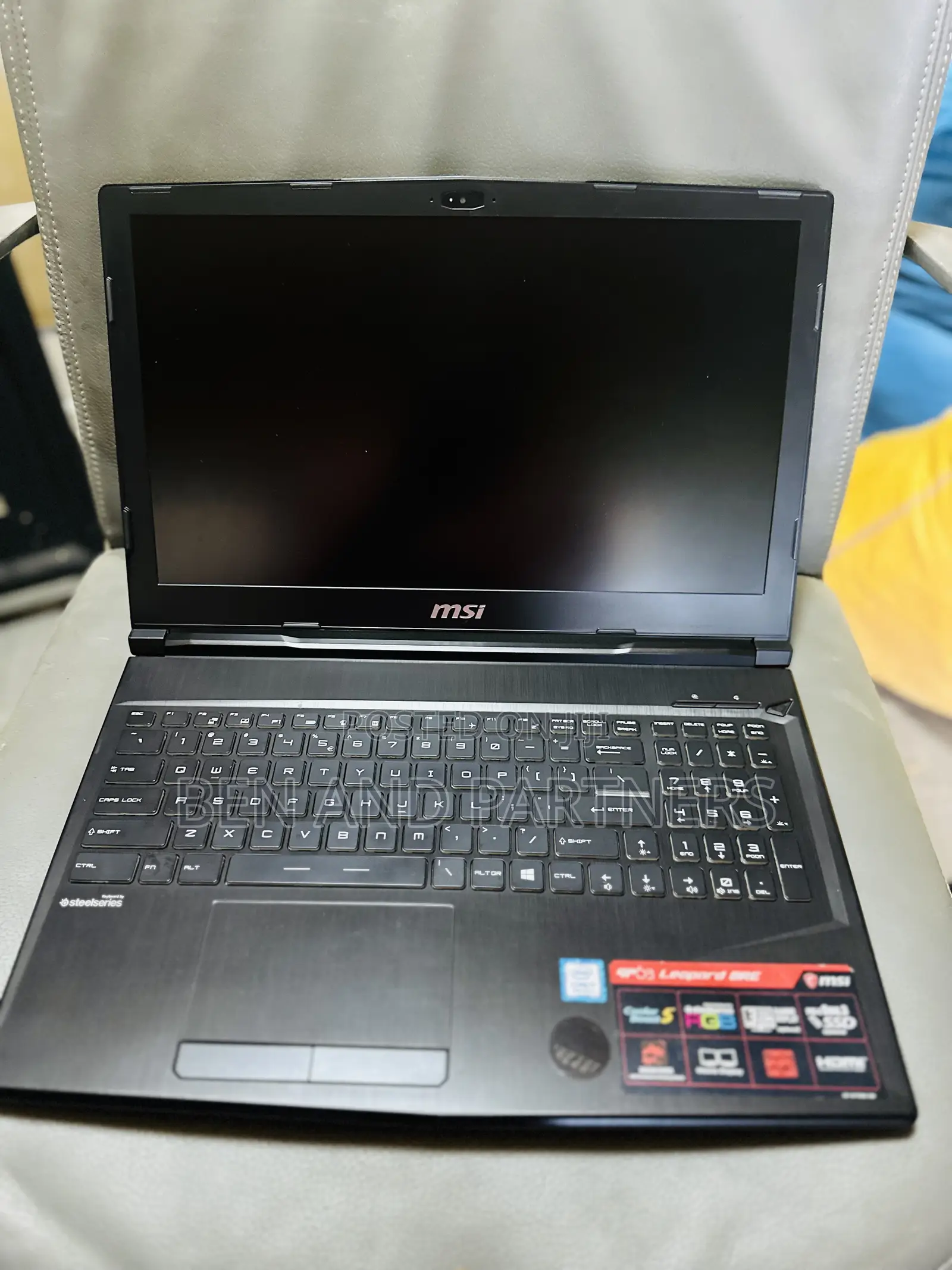 Laptop MSI GP63 Leopard 8RE 16GB Intel Core i7 HDD+SSD 128GB