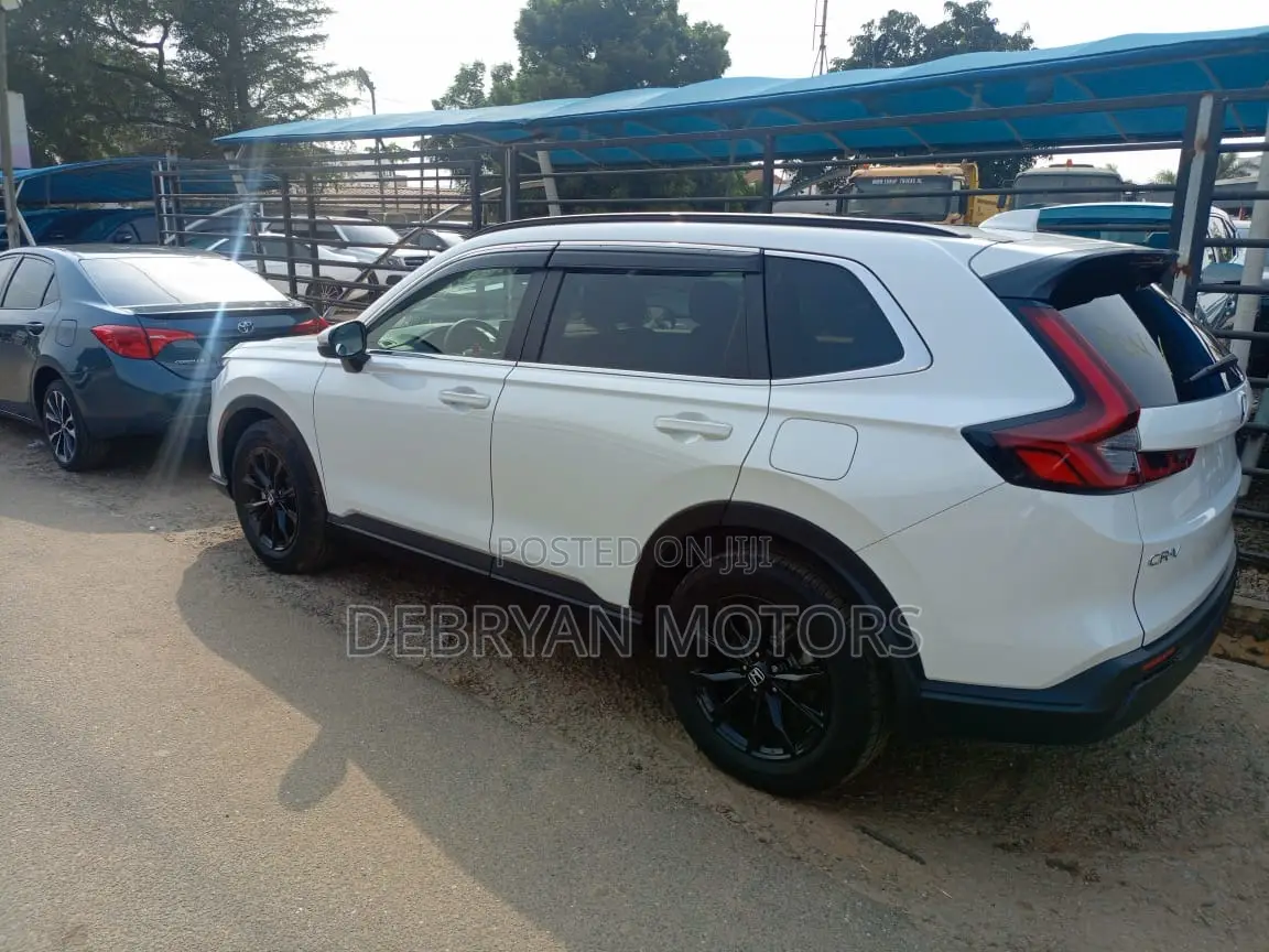 Honda CR-V 2023 White