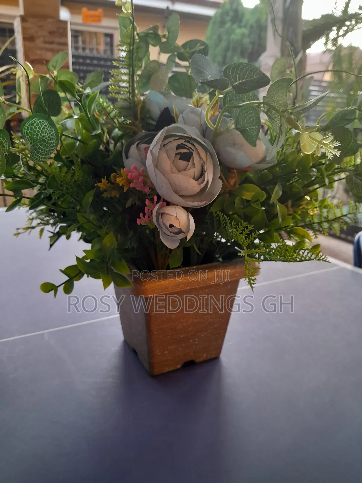 Floral Centre Pieces for Rent