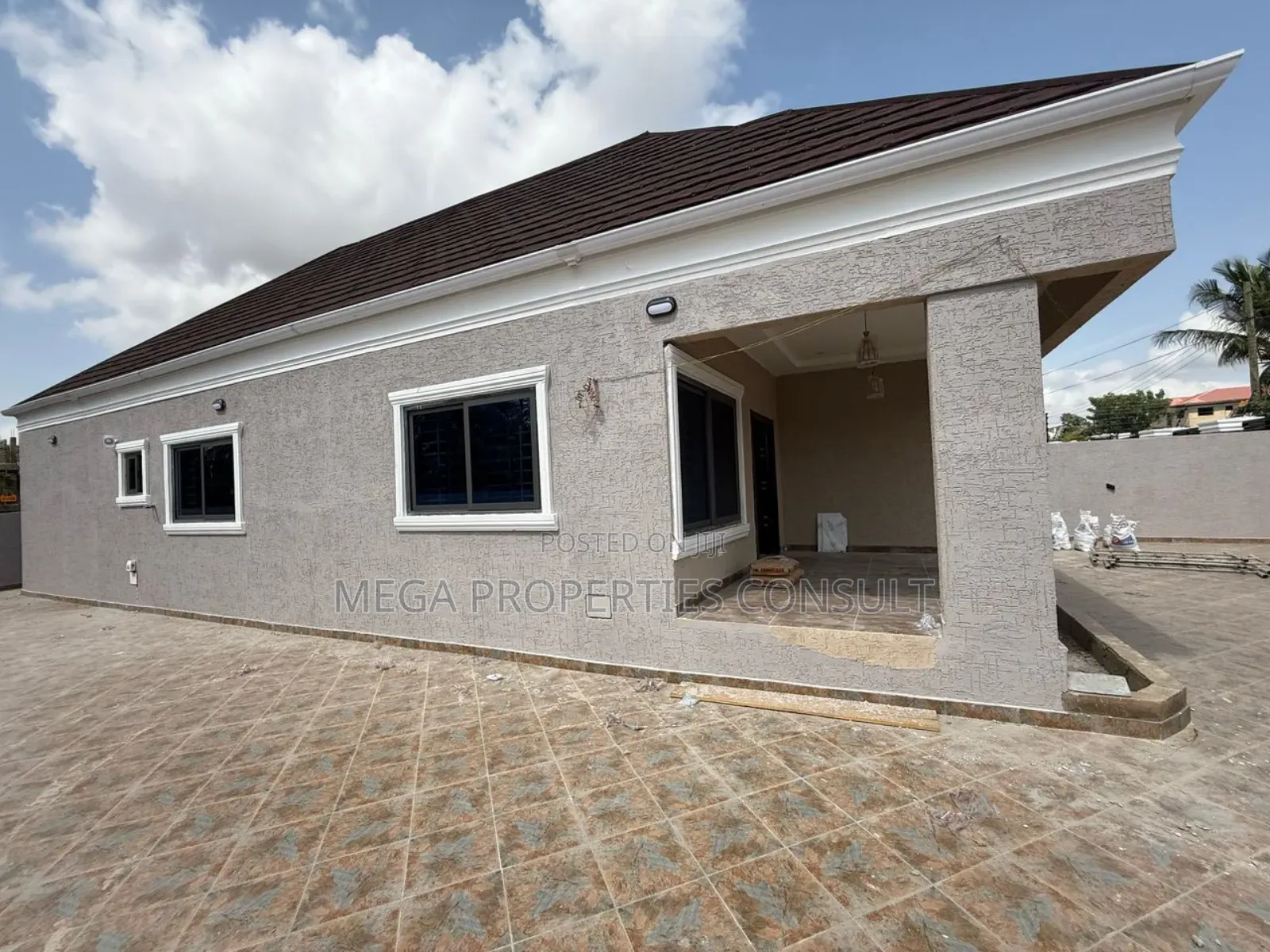 3bdrm House in Ablekuma for sale