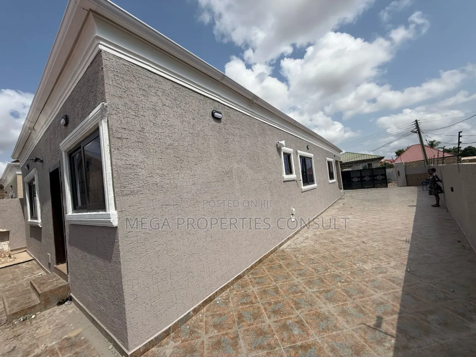 3bdrm House in Ablekuma for sale