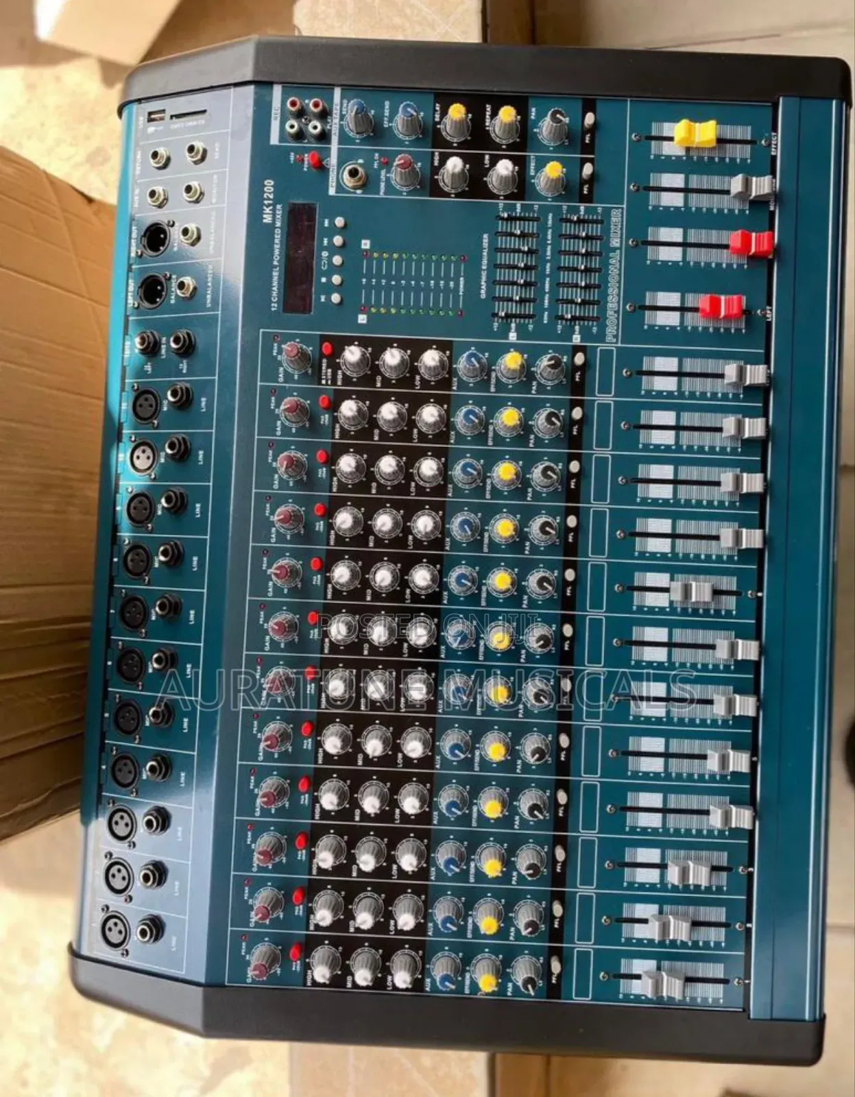 Yamaha Mk1200 12-Channel Powered Mixer.