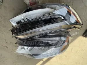 Honda Pilot 2018,2019,2020, Headlight Available