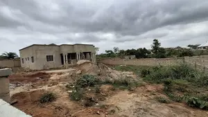 3 Bedrooms House For Sale At Akom
