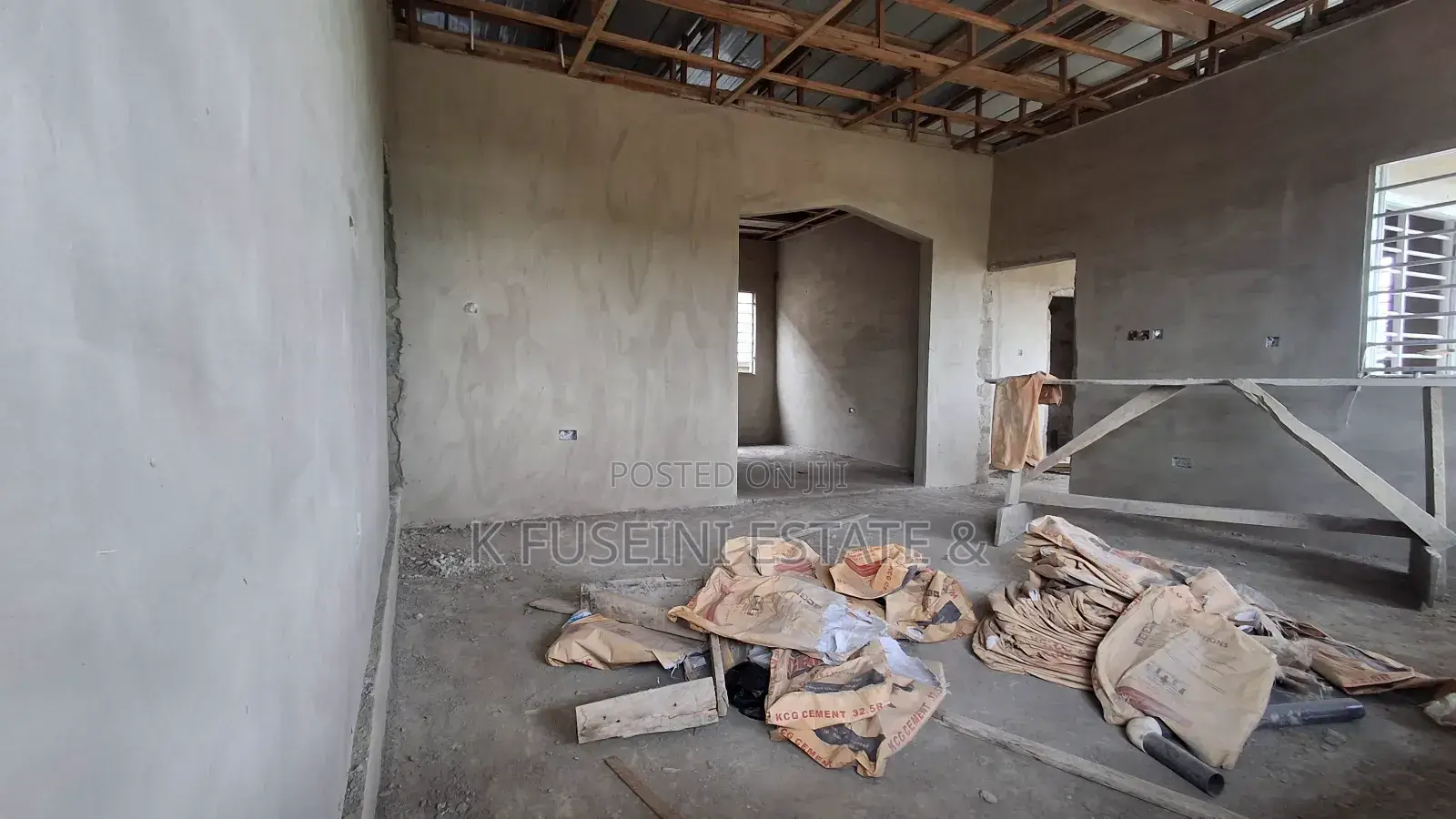3 Bedrooms House For Sale At Akom