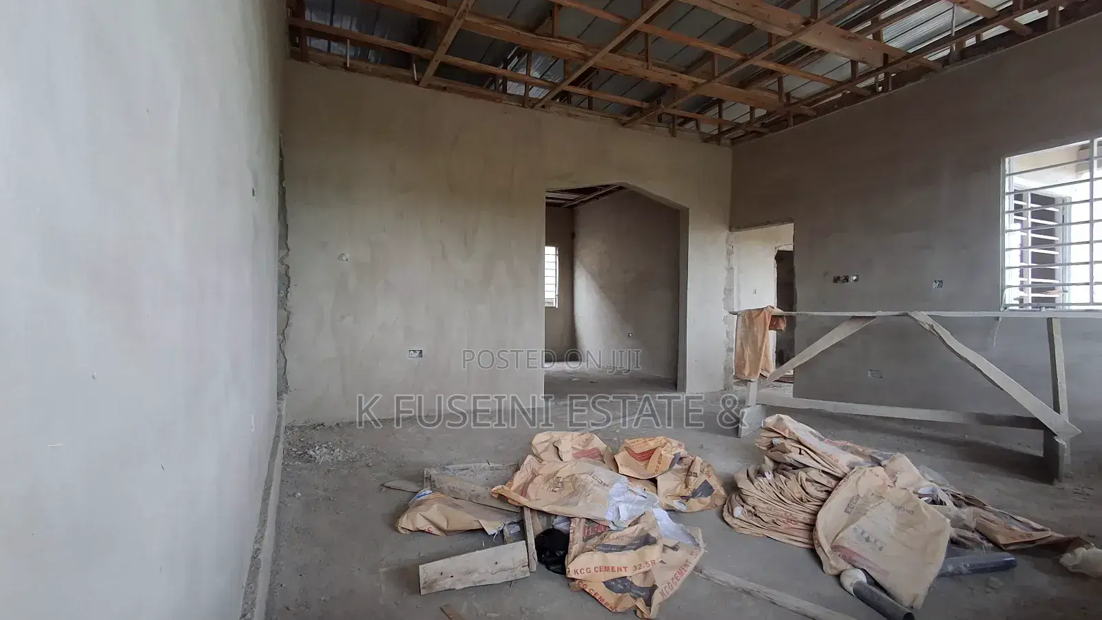 3 Bedrooms House For Sale At Akom