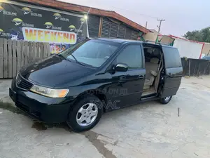 Honda Odyssey 2010 Green
