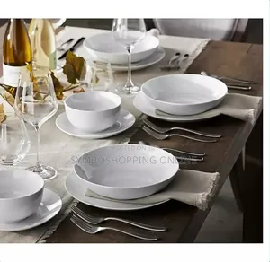 Member Mark 32-Piece Porcelain Dinnerware Set