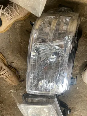 Ford Ranger 2008-2012 Headlight