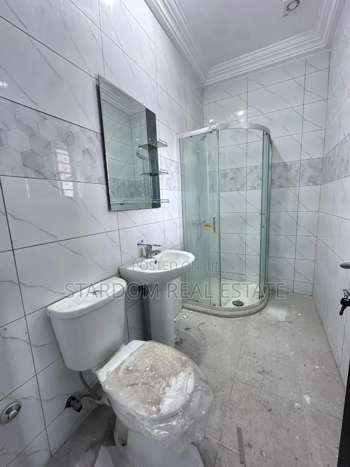 3bdrm Duplex in Adjiriganor for rent
