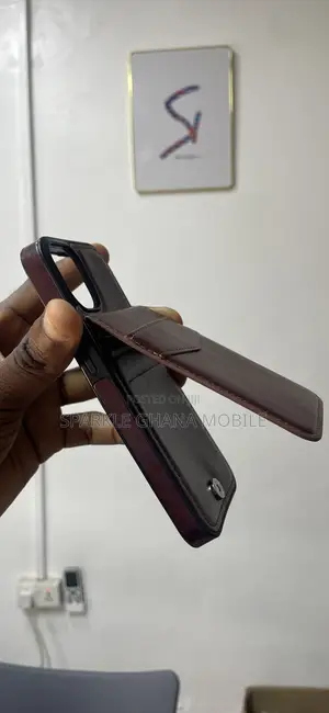 iPhone 13 Wallet Case