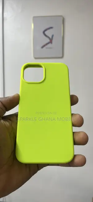 iPhone 13 Green Silicone Case