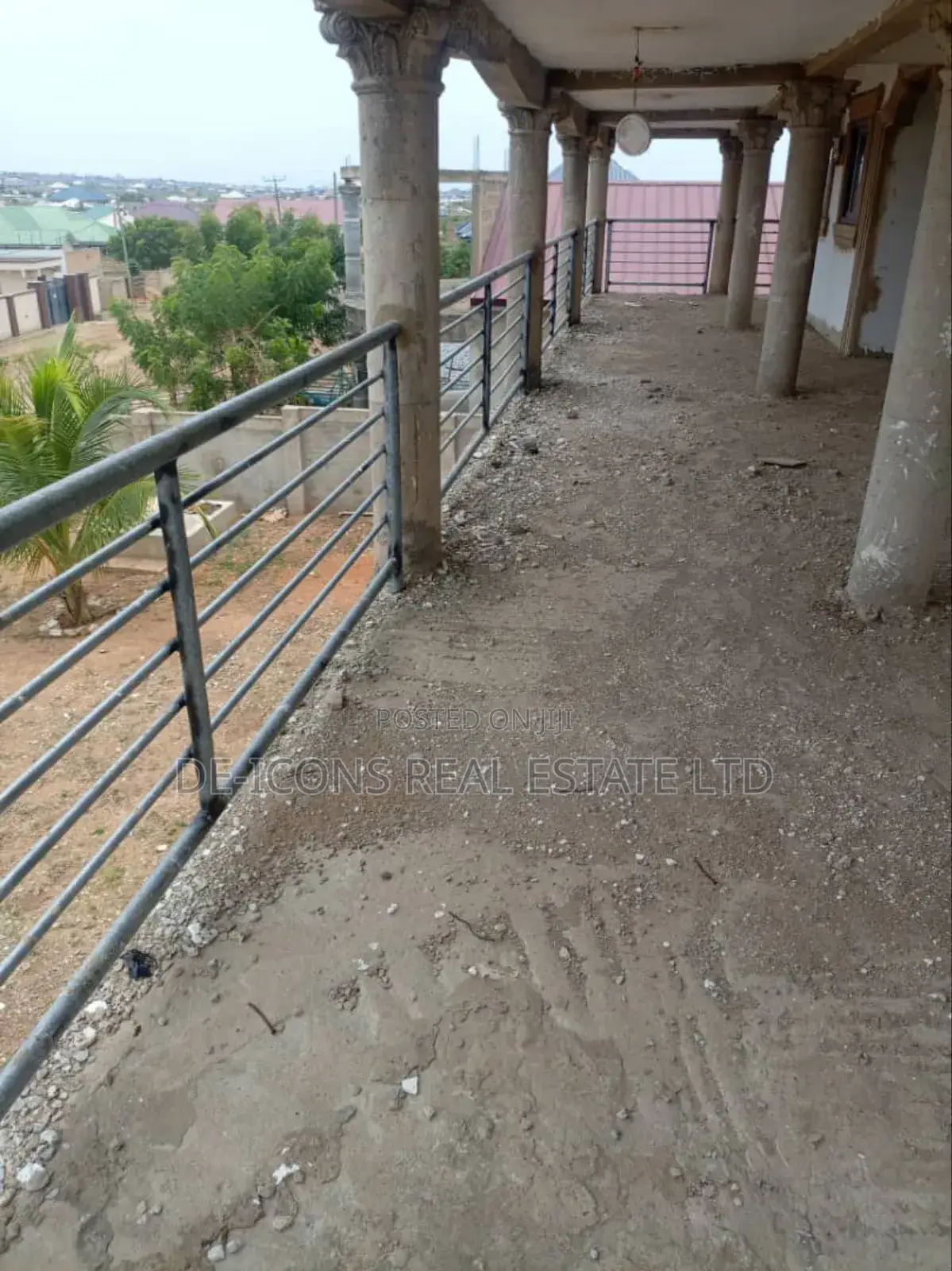 10 Spacious and Neatly Built