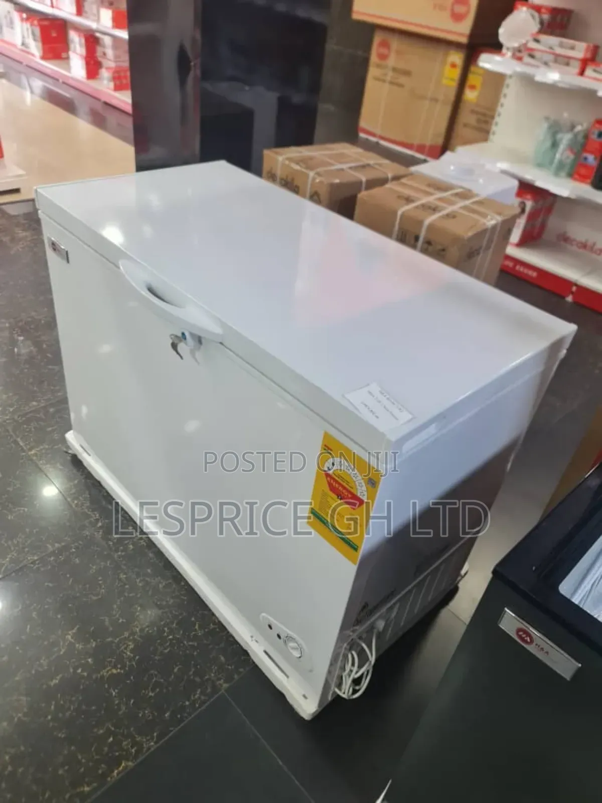 H a Chest Freezer: R600a Refrigerant