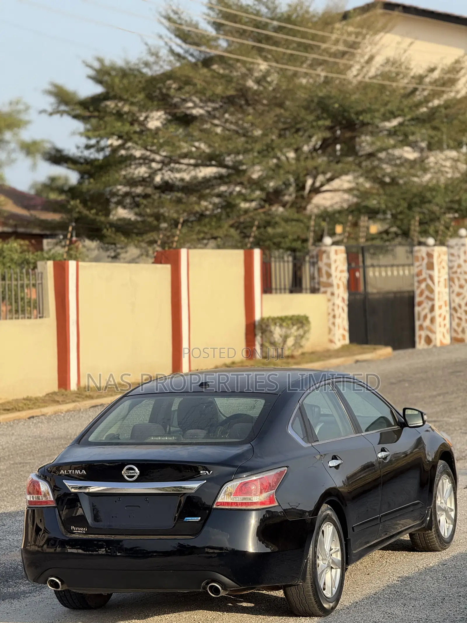 Nissan Altima 2.5 SV 4dr Sedan (2.5L 4cyl CVT) 2014 Black