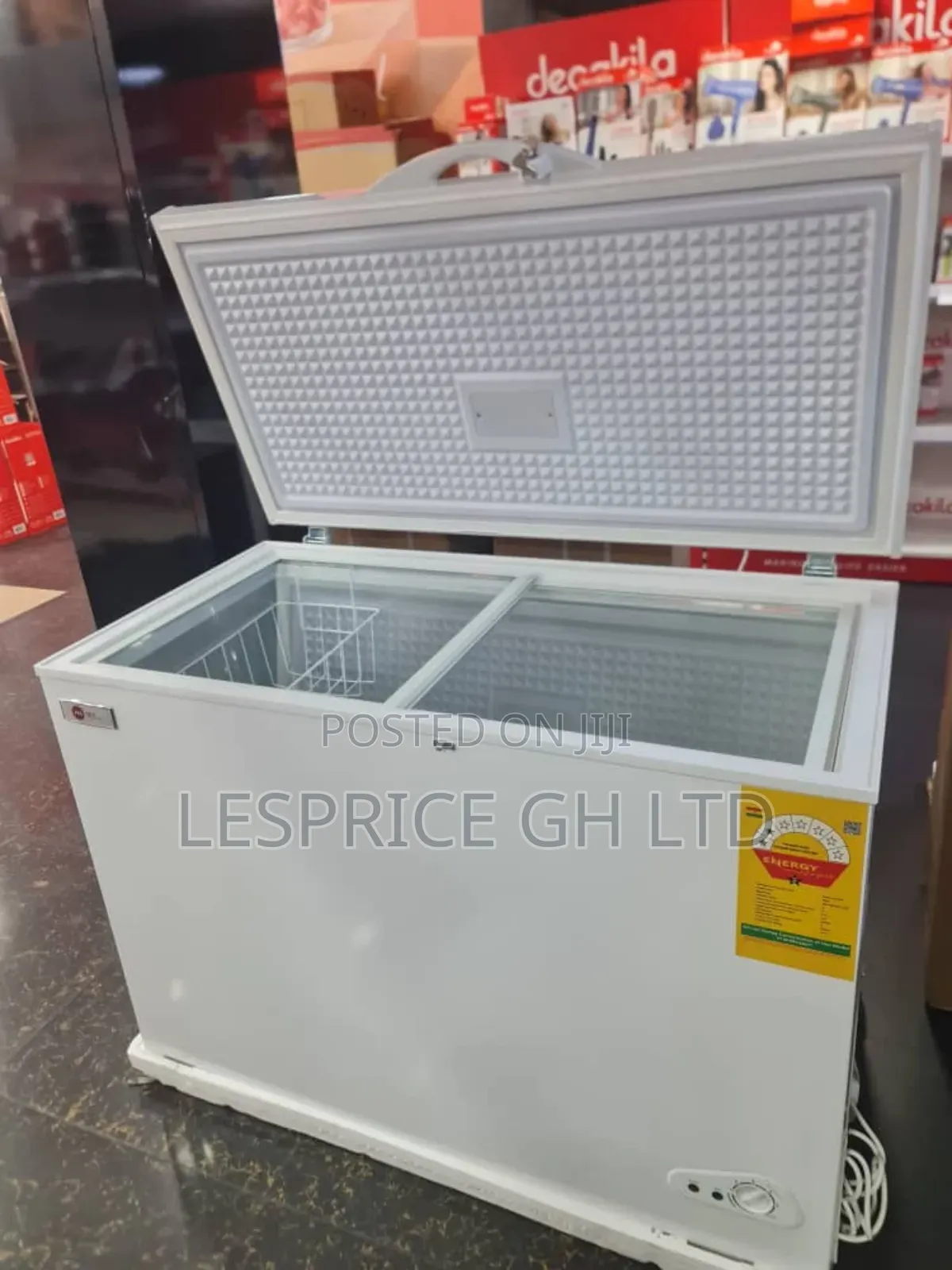 318l Chest Freezer: Ideal for Business!