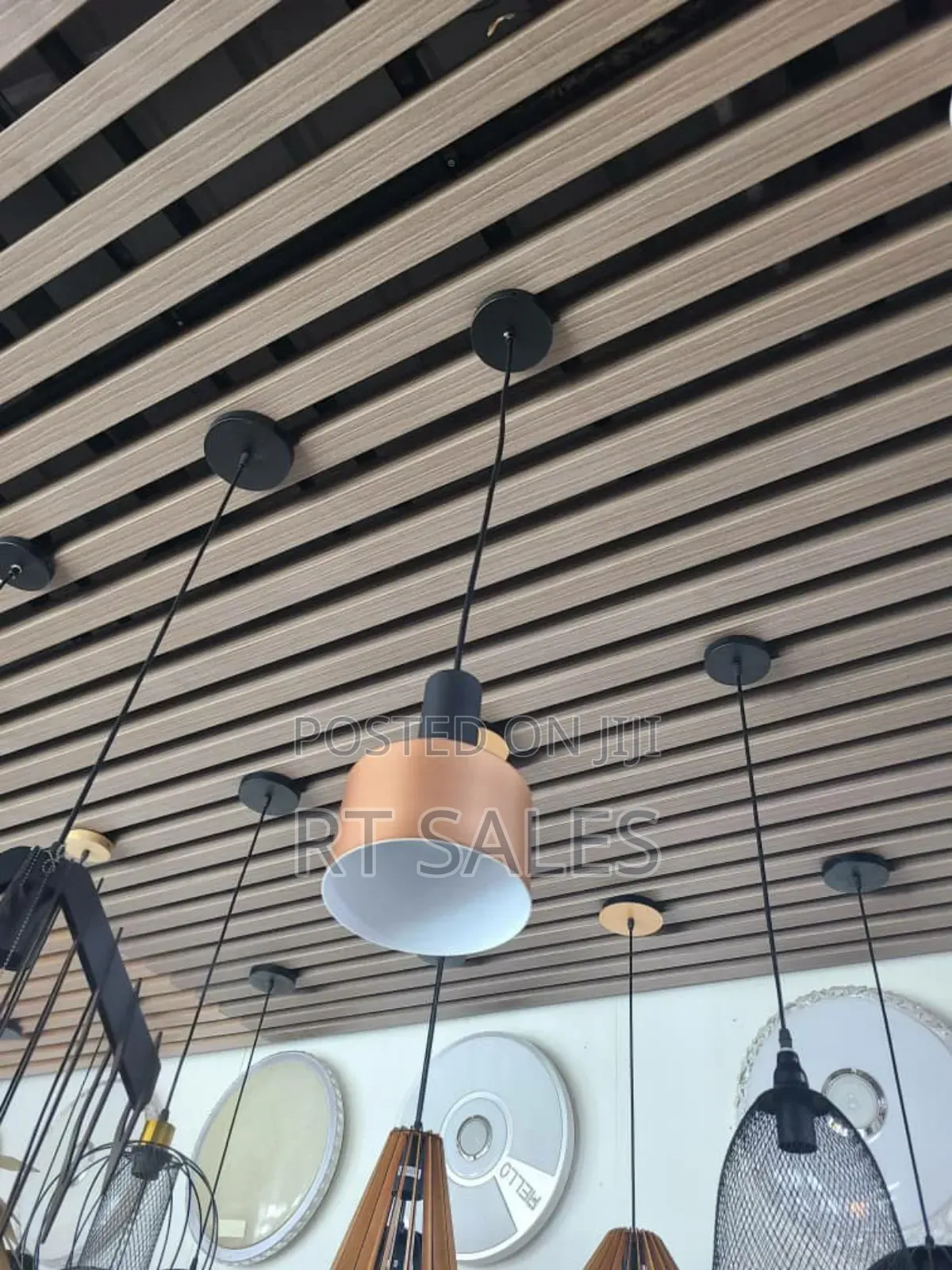 Single Drop Pendant Light.