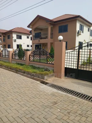 5bdrm House in Oyarifa for sale
