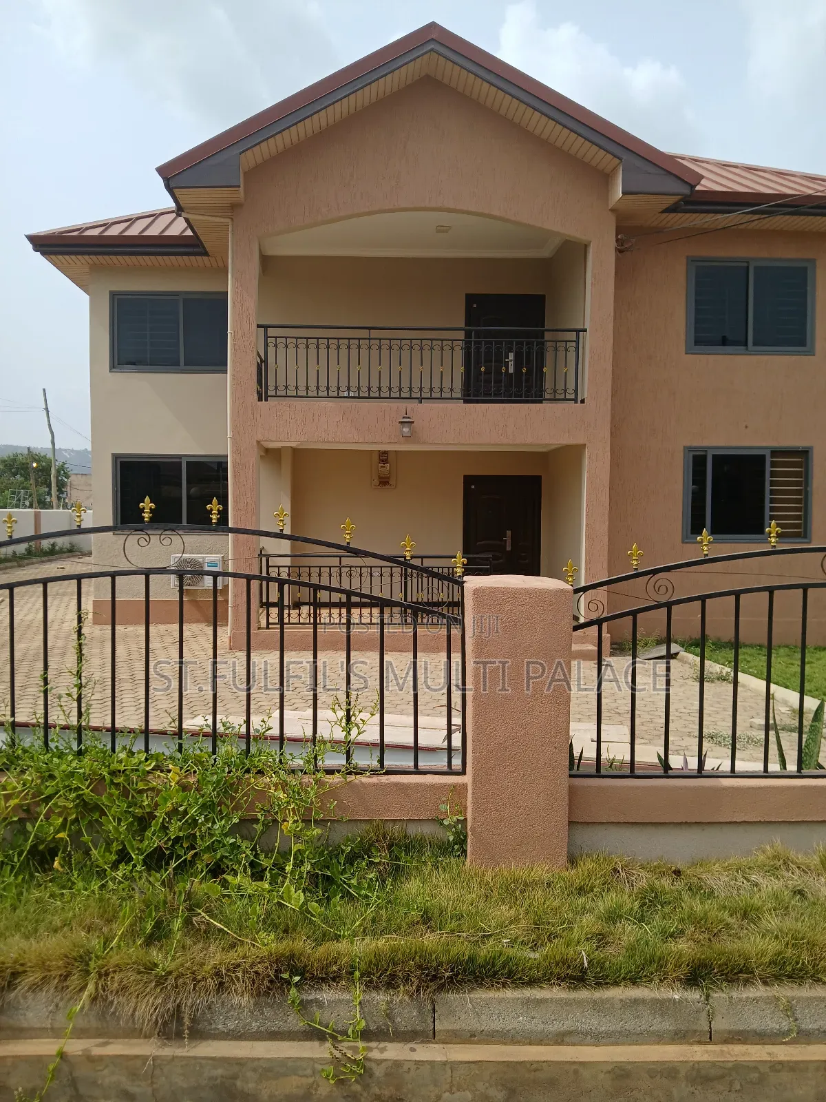 5bdrm House in Oyarifa for sale