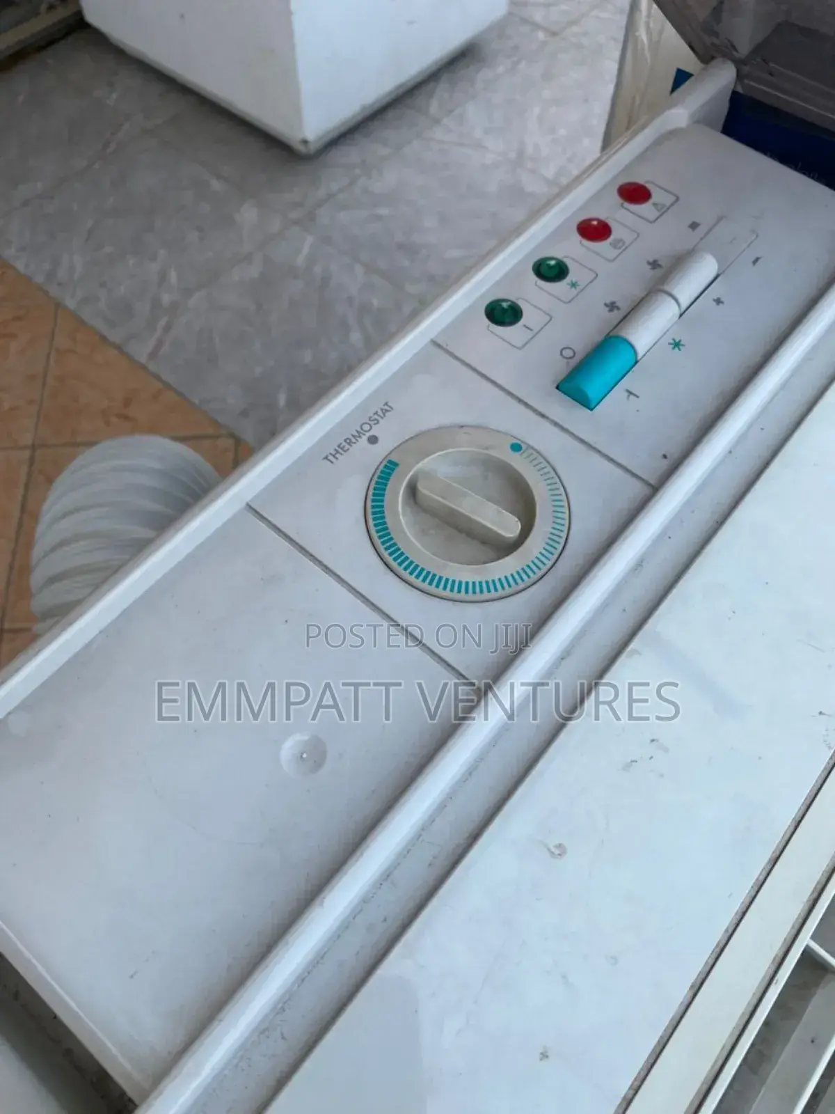 1.5hp Delonghi Pinguino Portable Air Conditioner
