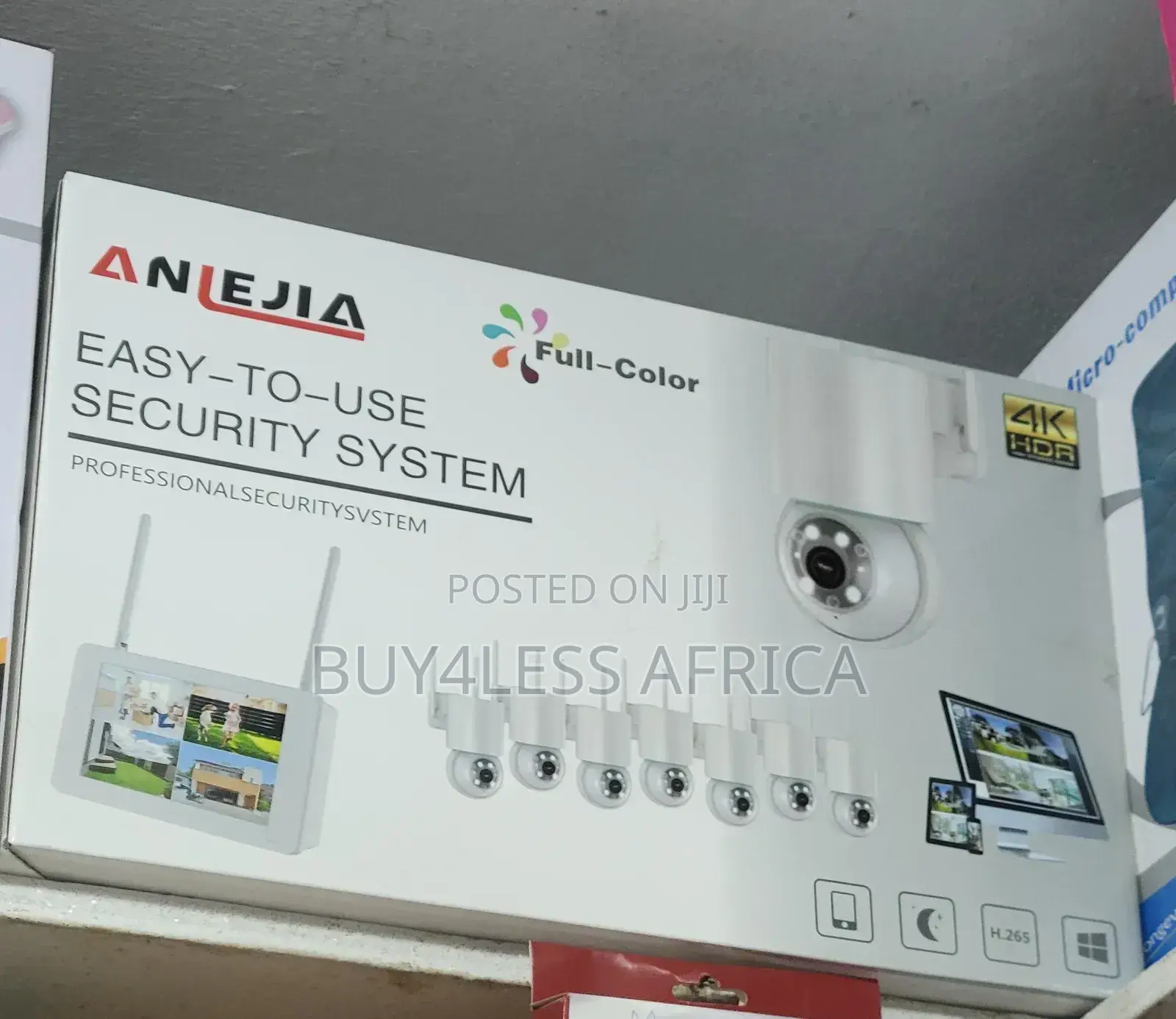  7 Channel Security Camera Kit, Includes NVR With Screen